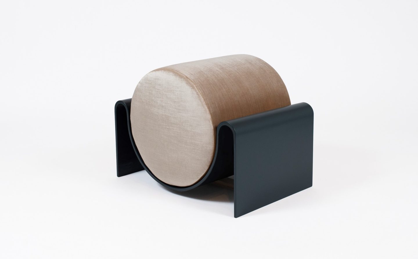 Stool in fiberglass with a cylindrical cushion for Indoor-Outdoor use designed by Asa Pingree